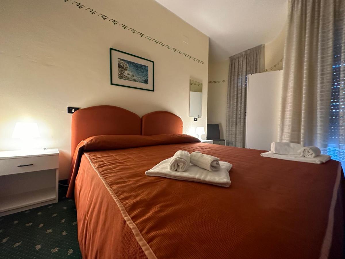 Hotel Atena Cirò Marina Zewnętrze zdjęcie