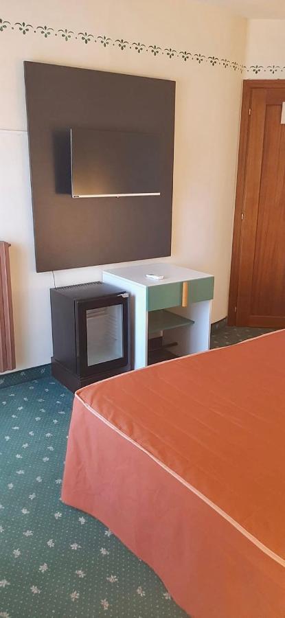 Hotel Atena Cirò Marina Zewnętrze zdjęcie