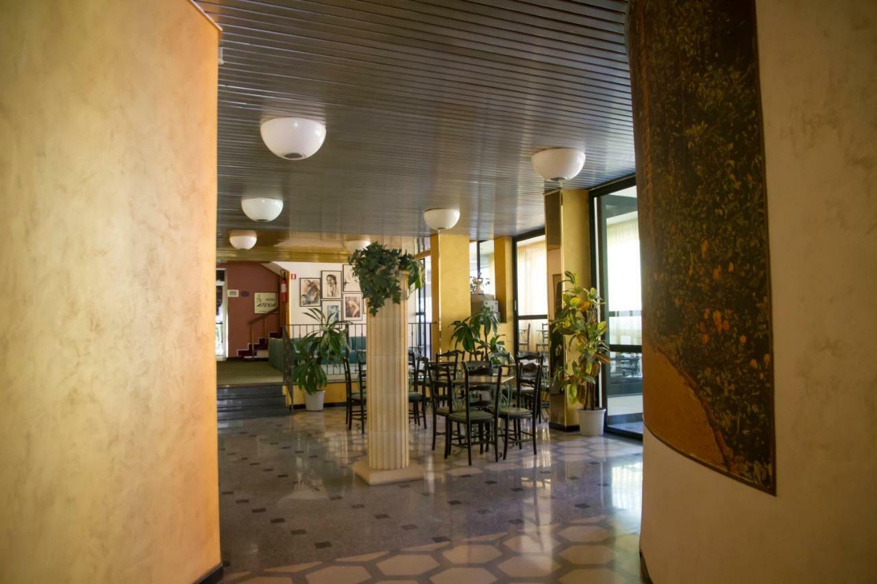 Hotel Atena Cirò Marina Zewnętrze zdjęcie
