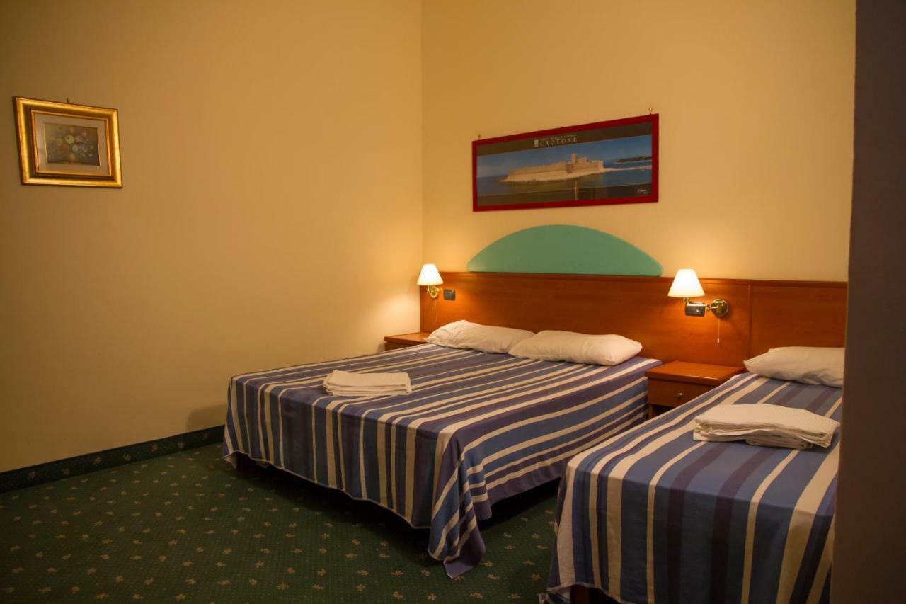 Hotel Atena Cirò Marina Zewnętrze zdjęcie